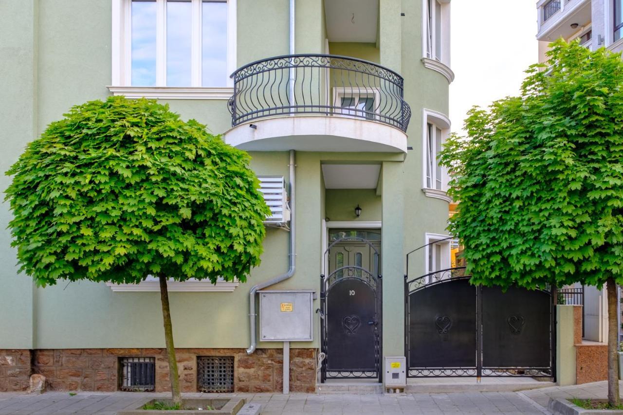 The Olive Green House Burgas Stad Buitenkant foto